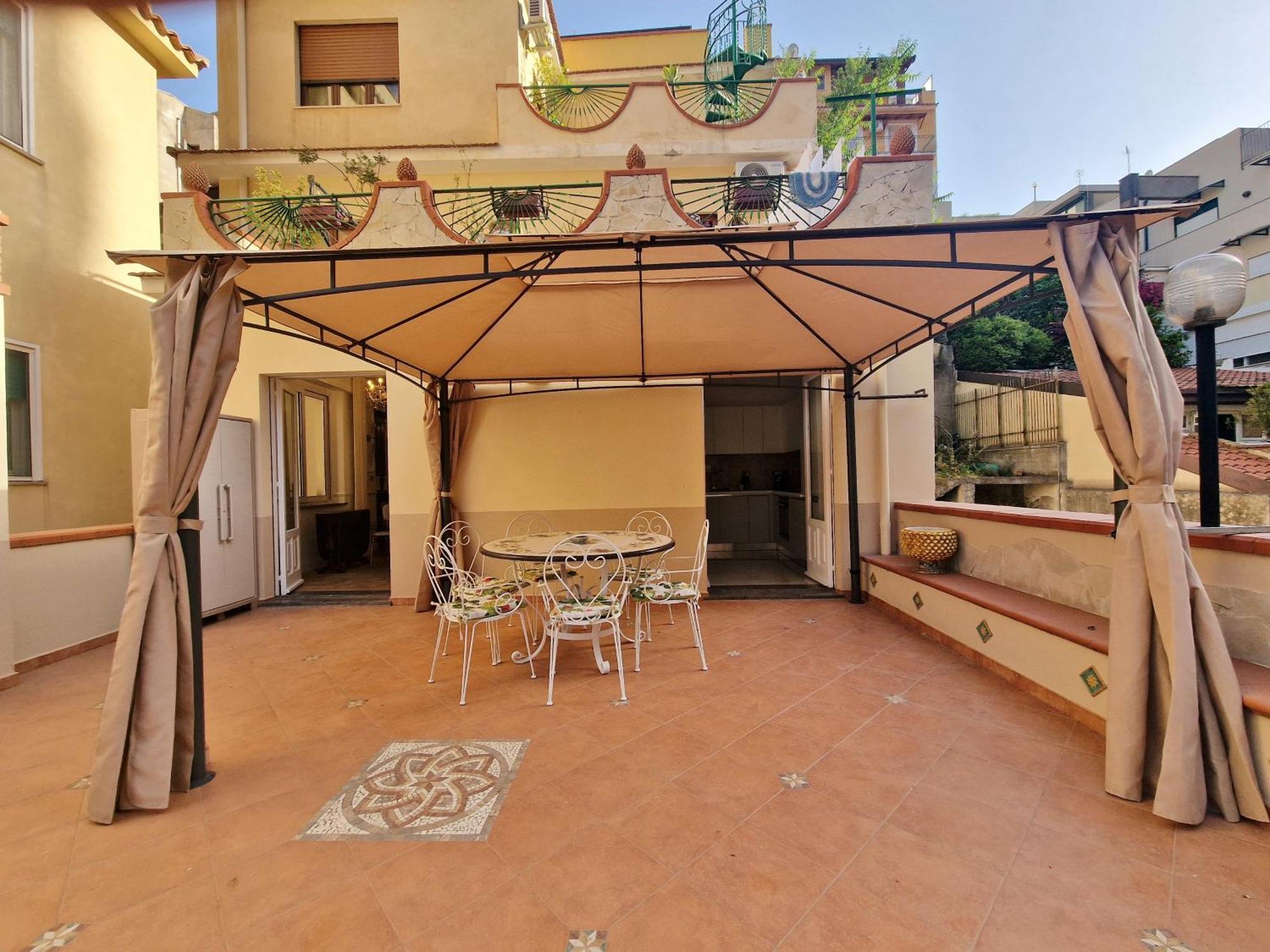La Baronessa Charming House With Parking Lejlighed *